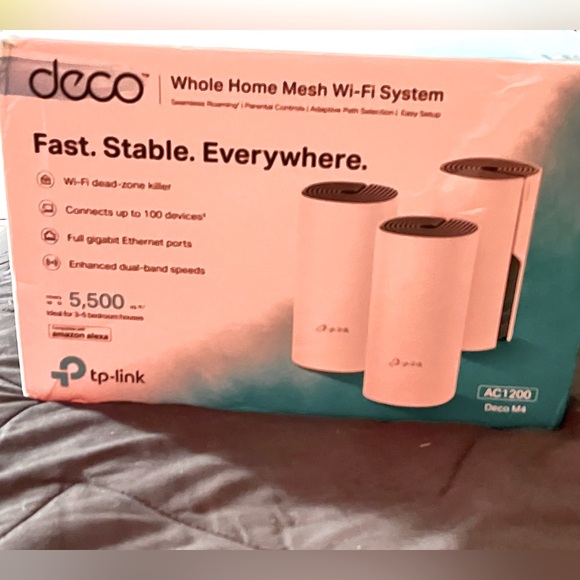 TP Link WiFi whole home mesh 3 piece system - Picture 3 of 6